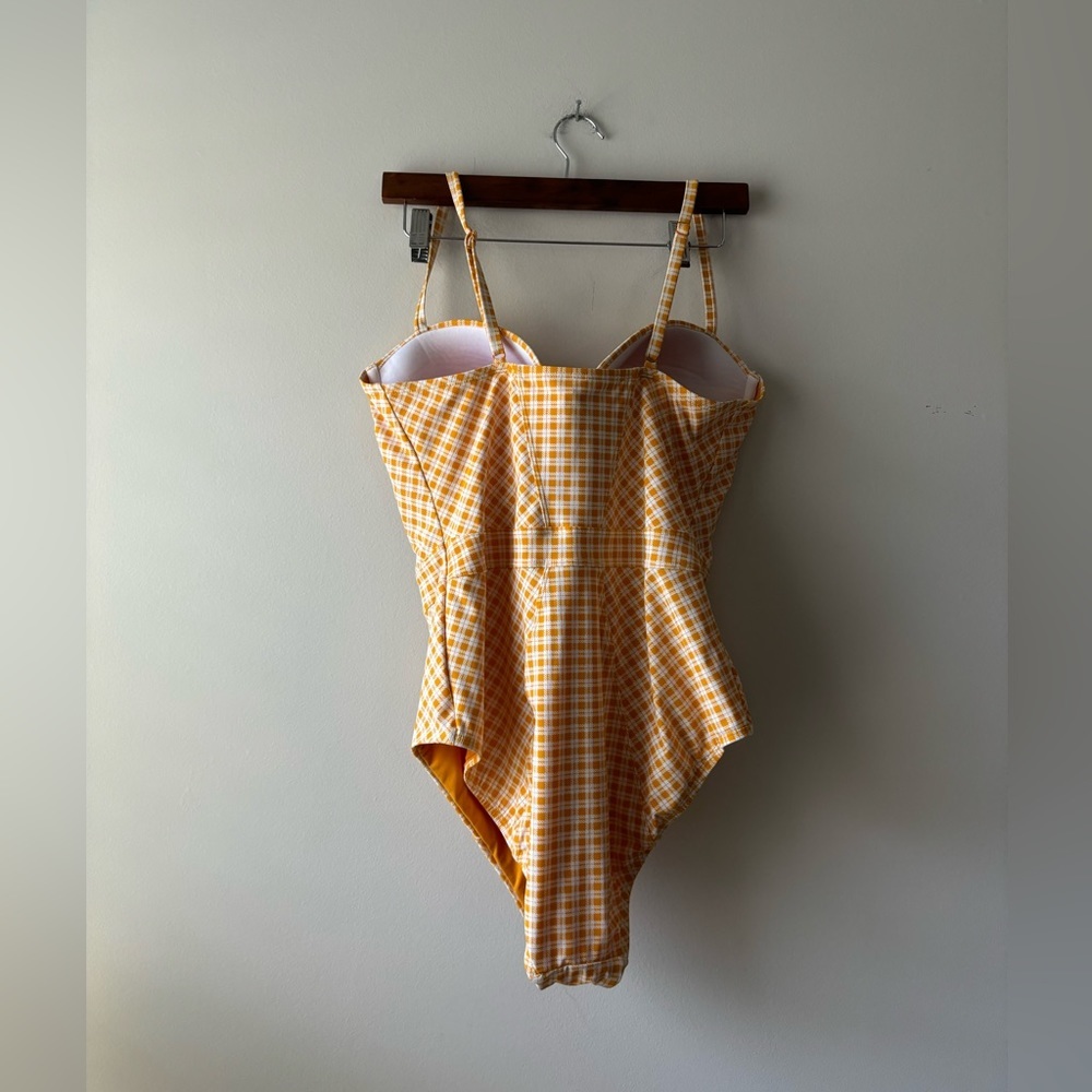 Skinny Dippers one piece bathing suit color yellow and white size XL - Picture 6 of 6